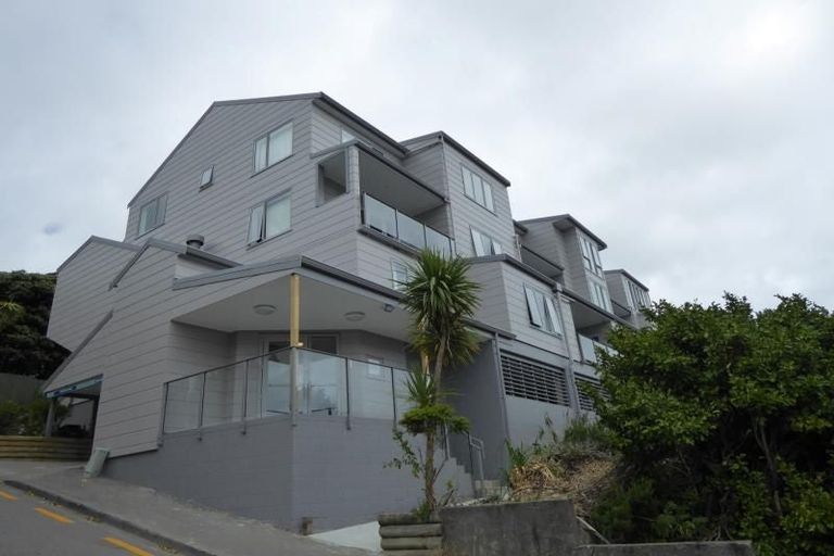Photo of property in Grosvenor Cl, 7/6 Brown Street, Mount Cook, Wellington, 6021