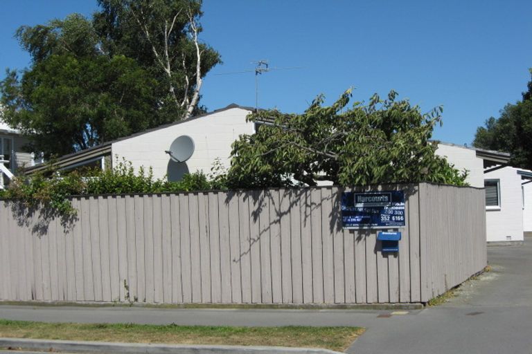 Photo of property in 72b Office Road, Merivale, Christchurch, 8014