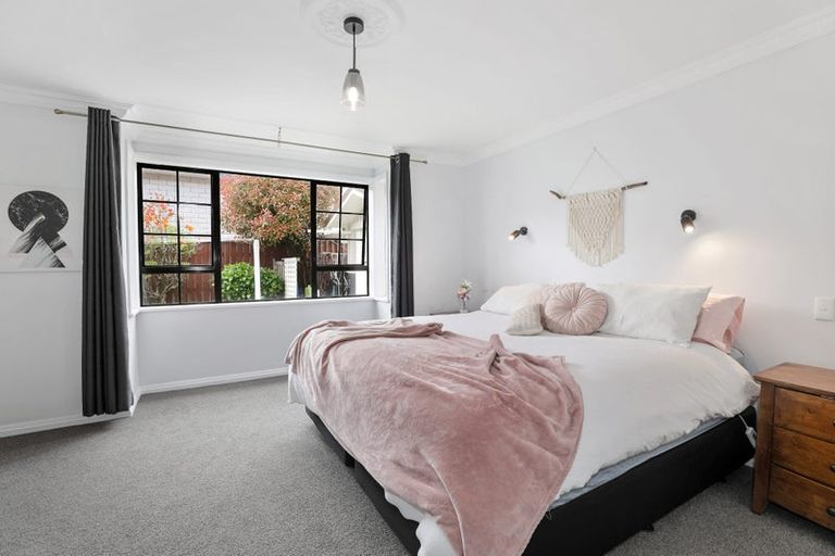 Photo of property in 46 Arrowsmith Avenue, Waipahihi, Taupo, 3330