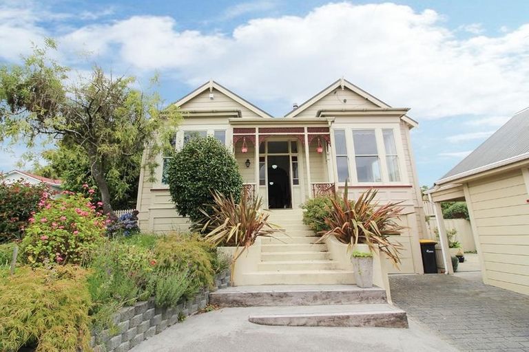 Photo of property in 35 Crosby Street, Mornington, Dunedin, 9011
