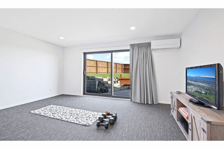 Photo of property in 34 Hawkshead Way, Westmorland, Christchurch, 8025