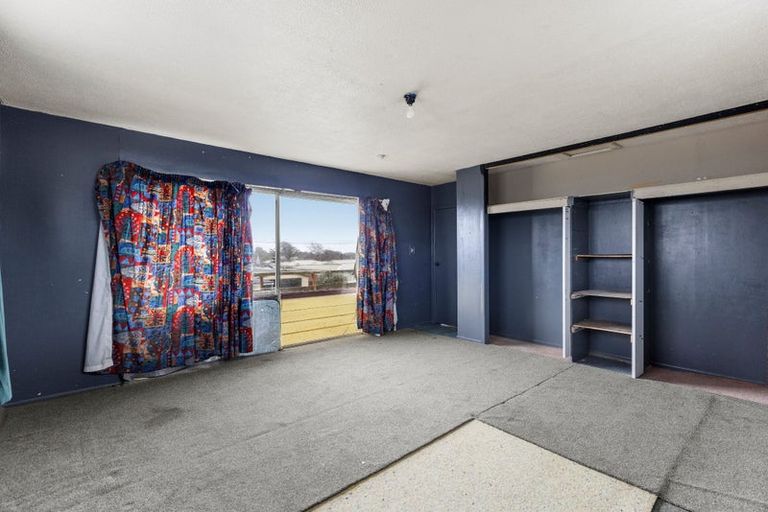 Photo of property in 15 Rowan Avenue, Aranui, Christchurch, 8061