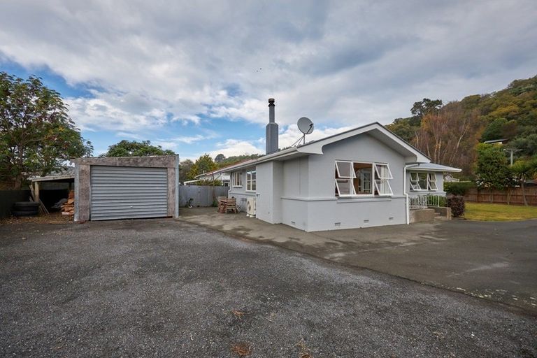 Photo of property in 67 Torquay Street, Kaikoura, 7300