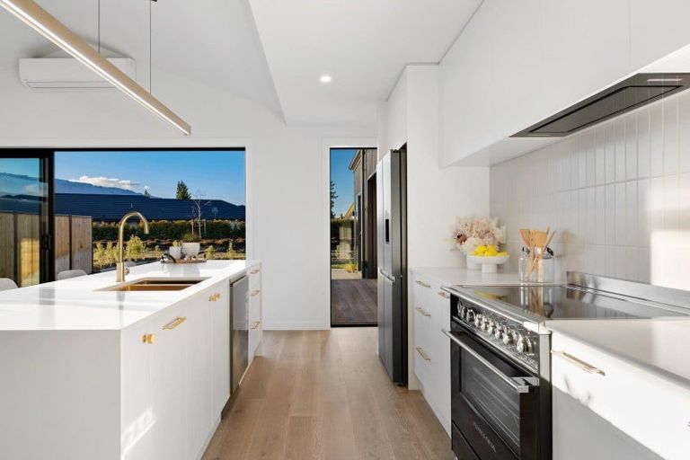 Photo of property in 23 Magnum Drive, Cromwell, 9310