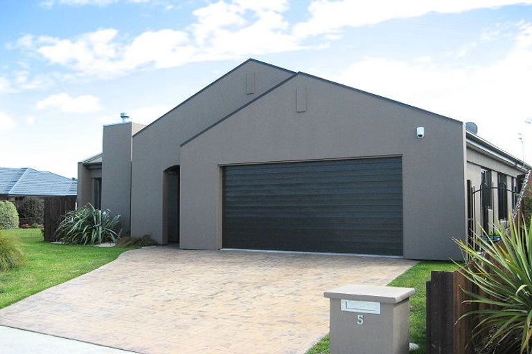 Photo of property in 5 Stark Place, Kaiapoi, 7630