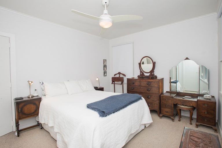 Photo of property in 16 Stanford Crescent, Whataupoko, Gisborne, 4010