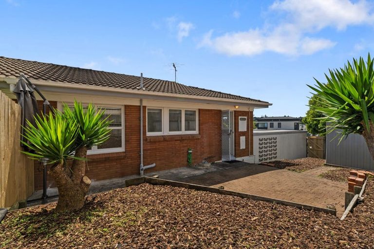 Photo of property in 1/8 Broadview Place, Howick, Auckland, 2014
