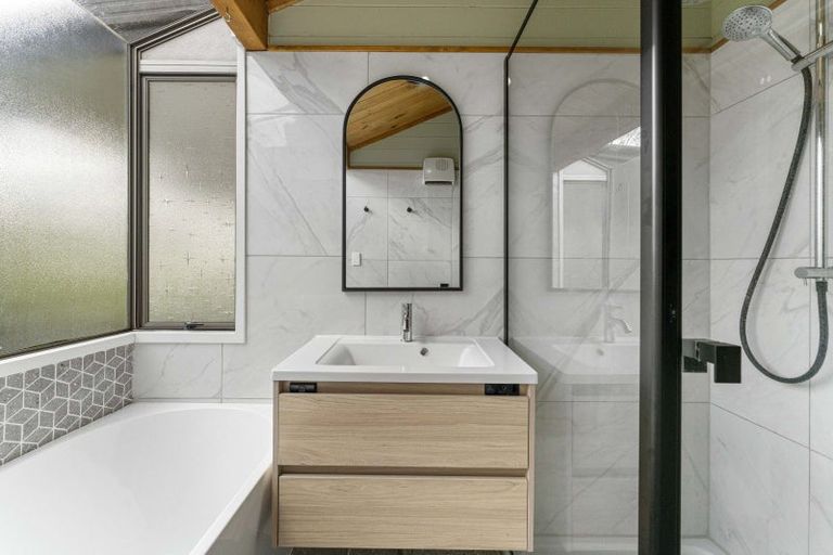 Photo of property in 1082 Mapara Road, Kinloch, Taupo, 3385