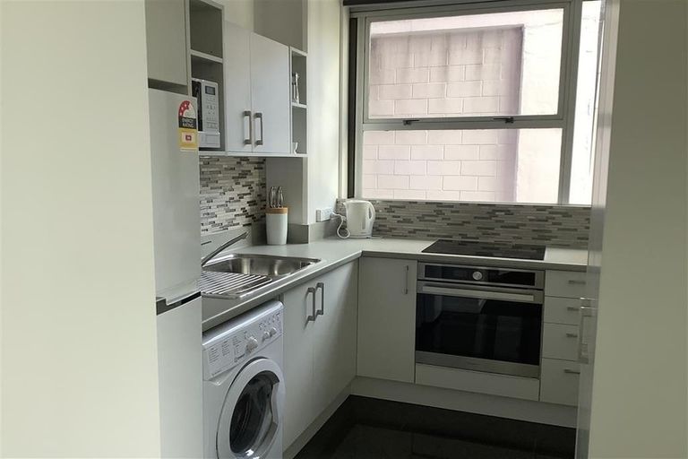 Photo of property in Regency Apartments, 2e/49 Manners Street, Te Aro, Wellington, 6011