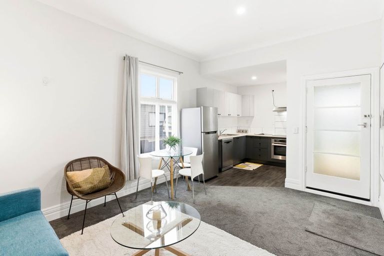 Photo of property in 17 Burns Street, South Dunedin, Dunedin, 9012