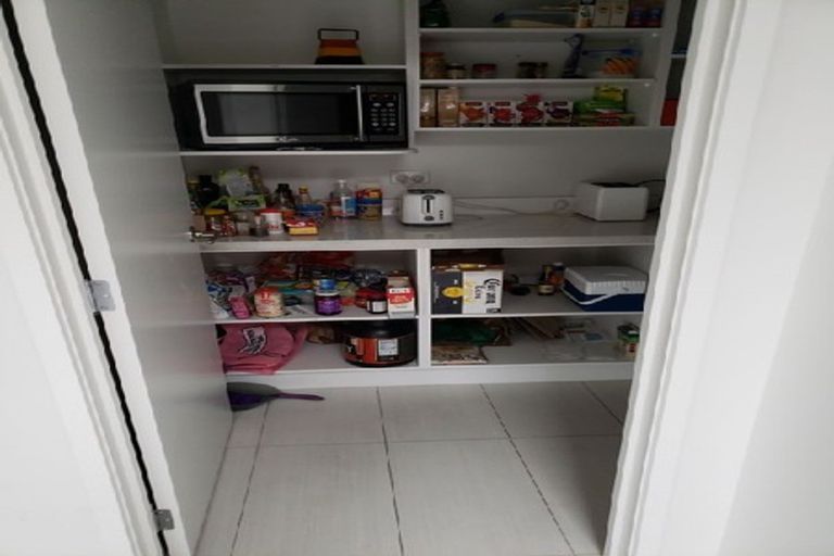 Photo of property in 274 Dixon Road, Fitzroy, Hamilton, 3206