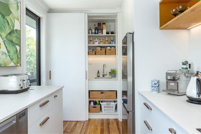 Photo of property in 14 Wood Street, Greytown, 5712