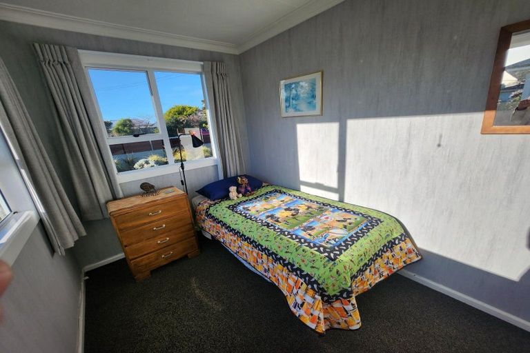 Photo of property in 74 Awamoa Road, Holmes Hill, Oamaru, 9401