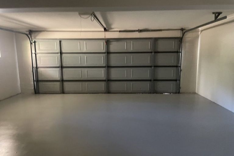 Photo of property in 2 Byblos Place, The Gardens, Auckland, 2105