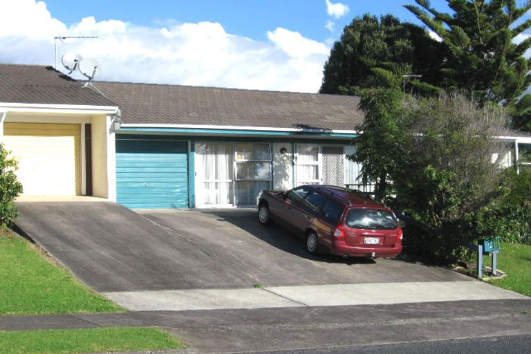 Photo of property in 1/23 Sea Spray Drive, Bucklands Beach, Auckland, 2012