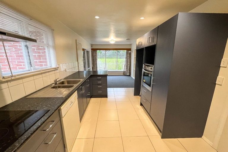 Photo of property in 79 Grahams Road, Burnside, Christchurch, 8041