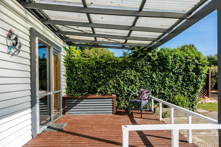 Photo of property in 70 Parsonage Road, Waimate, 7978