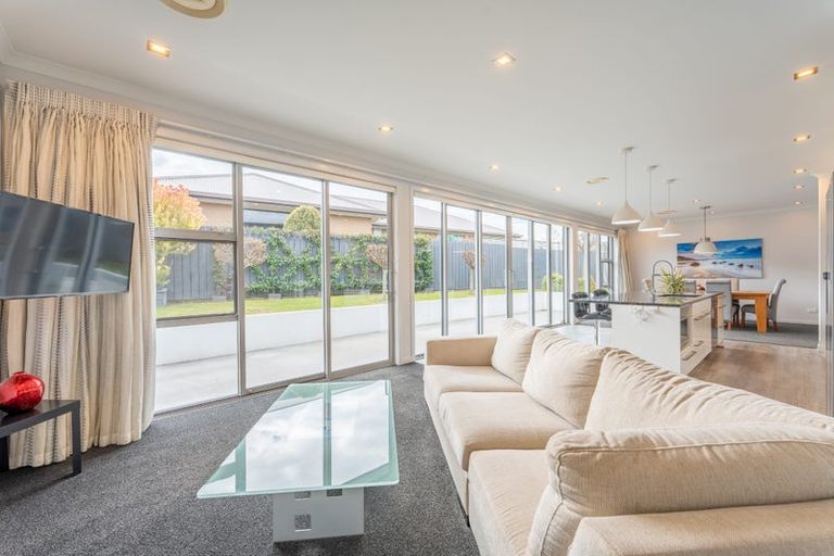 Photo of property in 2 Meadowstone Street, Gleniti, Timaru, 7910