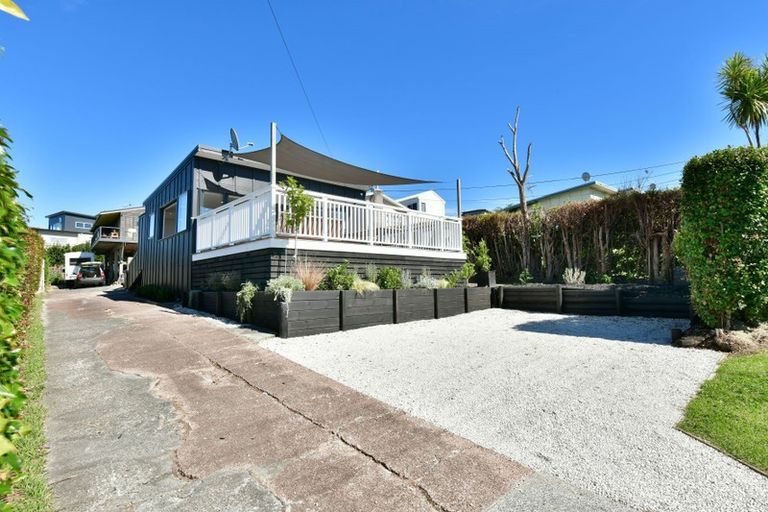 Photo of property in 1/9 Capitol Road, Matakatia, Whangaparaoa, 0930