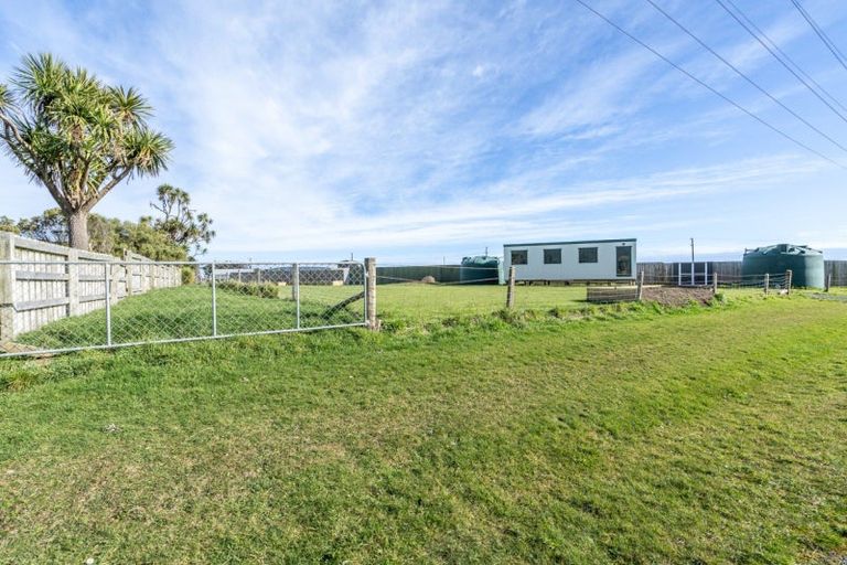 Photo of property in 62 Dover Street, Orepuki, Riverton, 9881