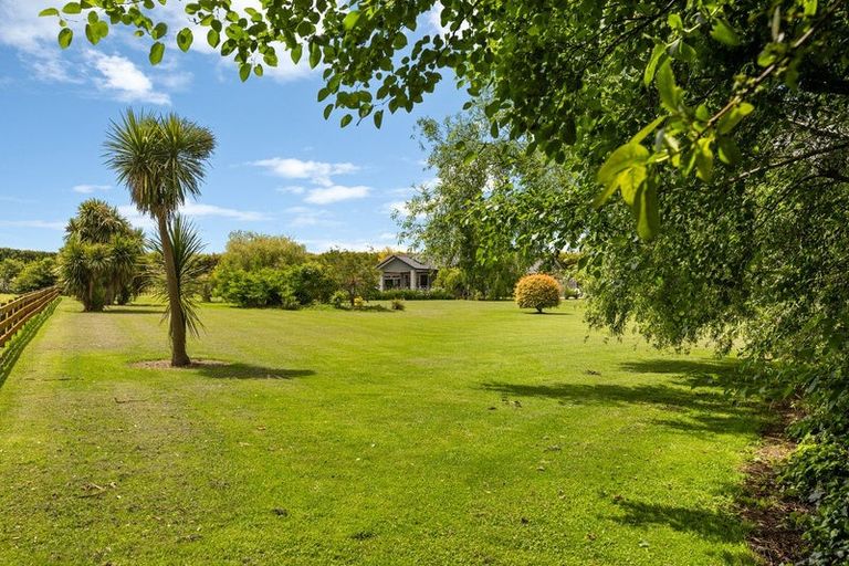 Photo of property in 139 Richmond Road, Brixton, New Plymouth, 4373