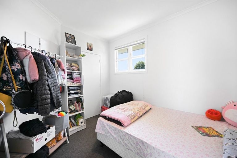 Photo of property in 8a Mount View Road, Melville, Hamilton, 3206