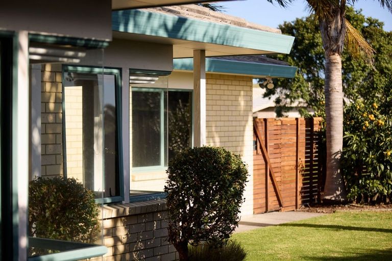 Photo of property in 93 Romana Crescent, Papamoa Beach, Papamoa, 3118