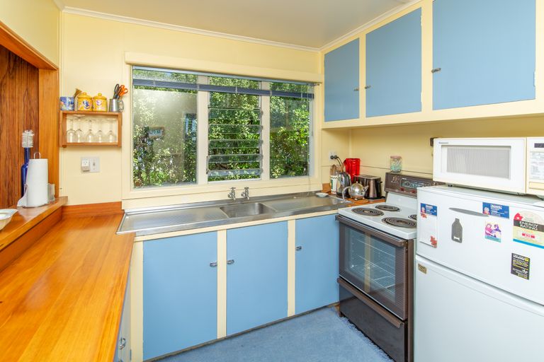 Photo of property in 39 Chamberlain Avenue, Amberley, 7481