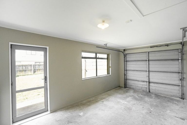 Photo of property in 27 Oratu Place, Manurewa, Auckland, 2102