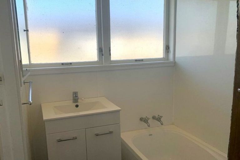 Photo of property in 120 College Road, Edgecumbe, 3120