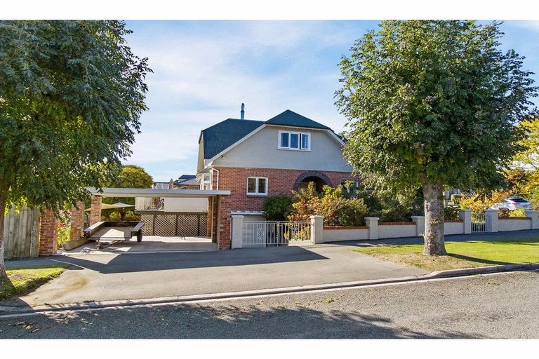Photo of property in 33 Kitchener Square, Highfield, Timaru, 7910