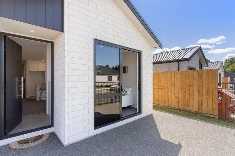 Photo of property in 15 Matuku Place, Katikati, 3178