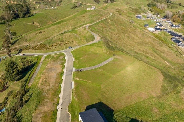 Photo of property in 5 Hill Tops Way, Stoke, Nelson, 7011