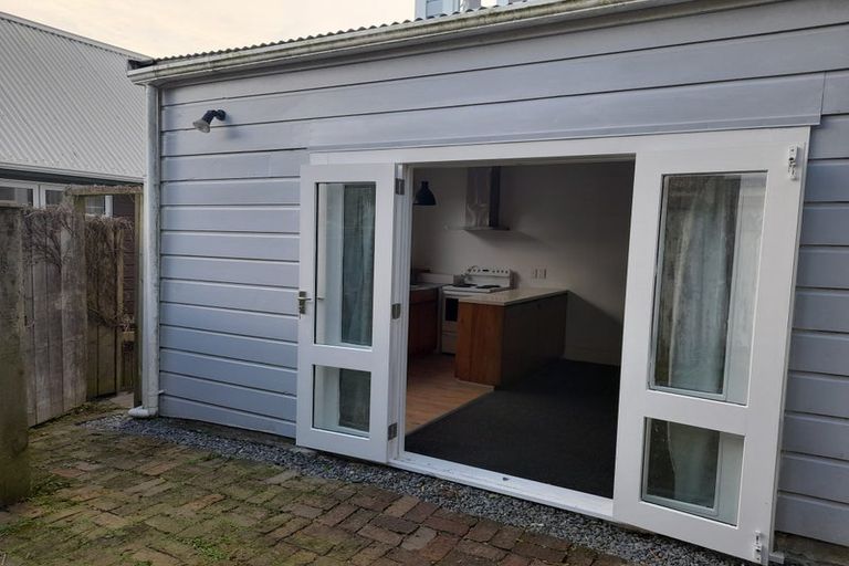Photo of property in 14-14a Dawson Street, Berhampore, Wellington, 6023