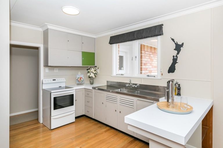 Photo of property in 53 Newcastle Road, Dinsdale, Hamilton, 3204