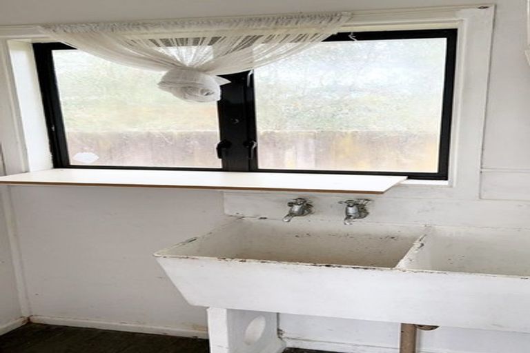 Photo of property in 21 Bolton Place, Otara, Auckland, 2023