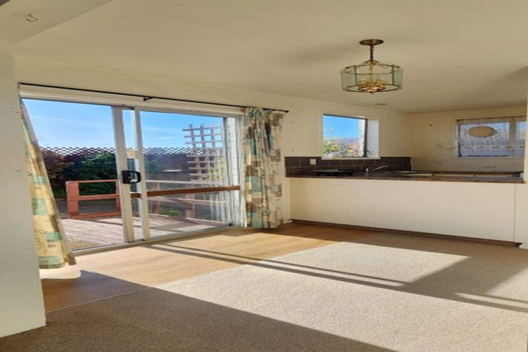 Photo of property in 2/74 Bayswater Crescent, Bromley, Christchurch, 8062