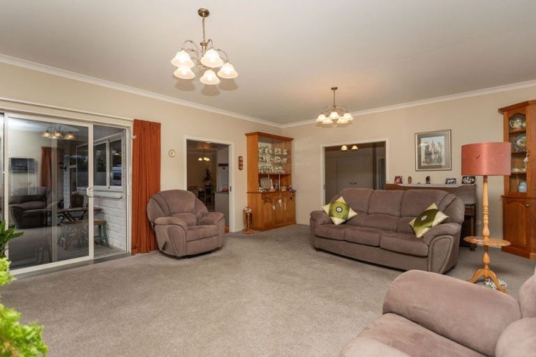 Photo of property in 118 Guy Street, Dannevirke, 4930