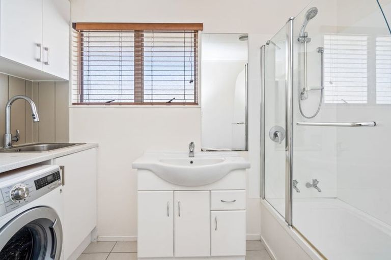 Photo of property in 1 Boeing Road, Onerahi, Whangarei, 0110