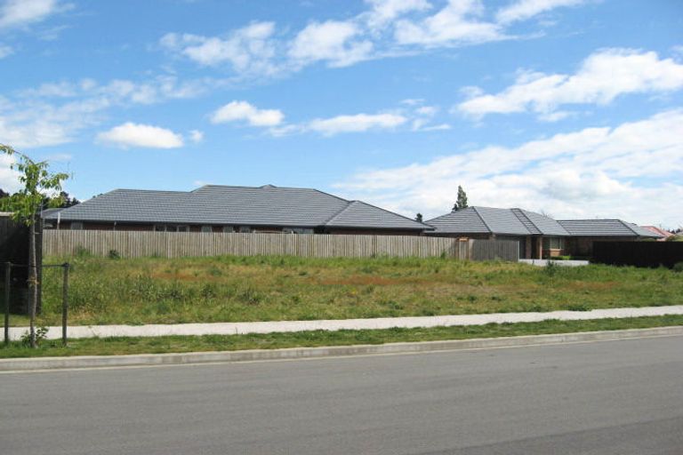 Photo of property in 2 Stark Place, Kaiapoi, 7630