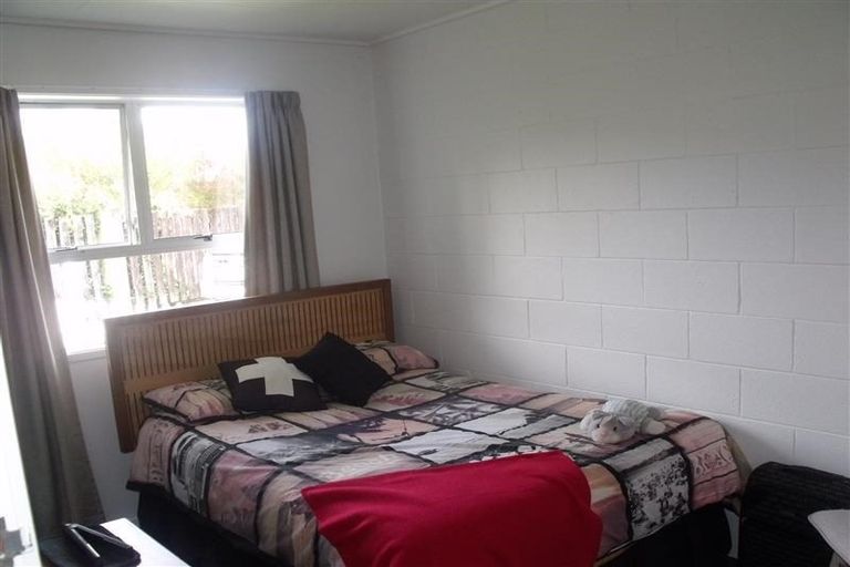 Photo of property in 3/8a Christie Crescent, Havelock North, 4130