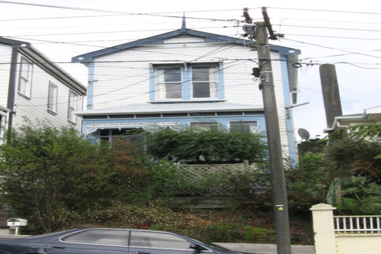 Photo of property in 6 Stanley Street, Berhampore, Wellington, 6023