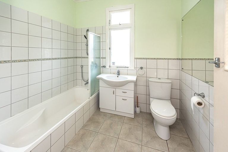 Photo of property in 4 Godwin Crescent, College Estate, Whanganui, 4500