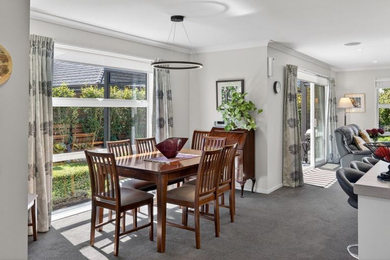 Photo of property in 12 Amy Place, Rangiora, 7400
