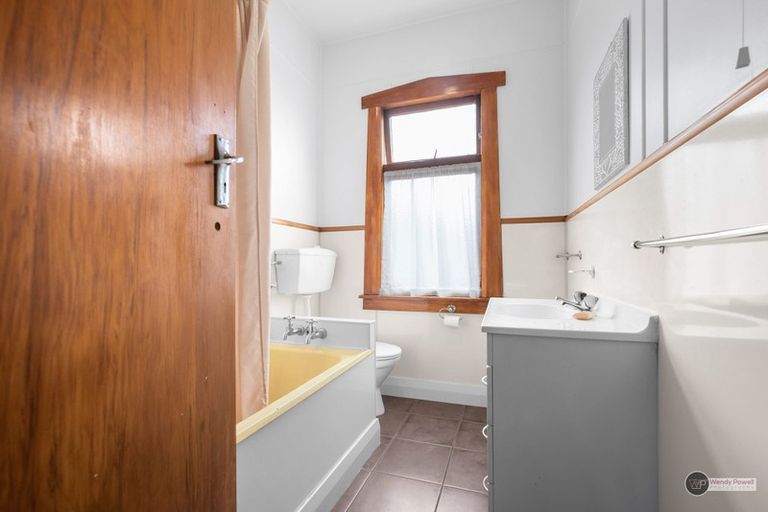 Photo of property in 1 Sherwood Street, Woburn, Lower Hutt, 5010