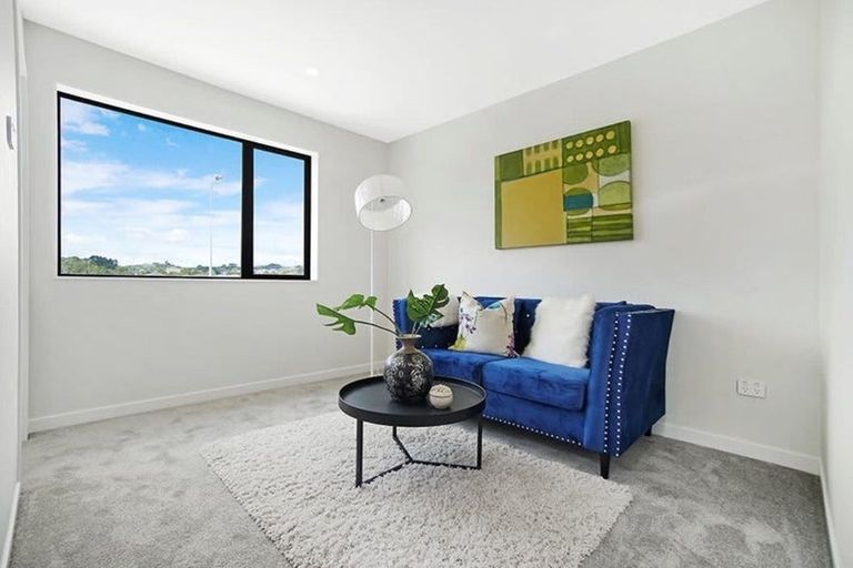 Photo of property in 14 Laquinta Place, Flat Bush, Auckland, 2019