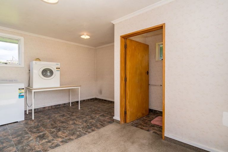 Photo of property in 14 Neill Street, Green Island, Dunedin, 9018