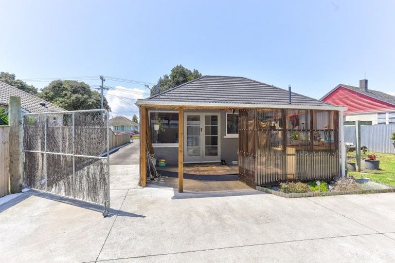 Photo of property in 63 Harper Street, Gonville, Whanganui, 4501