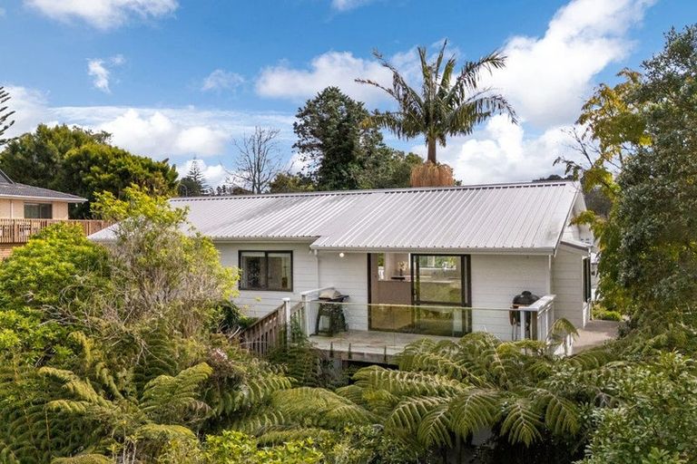 Photo of property in 2/42 Glamorgan Drive, Torbay, Auckland, 0630