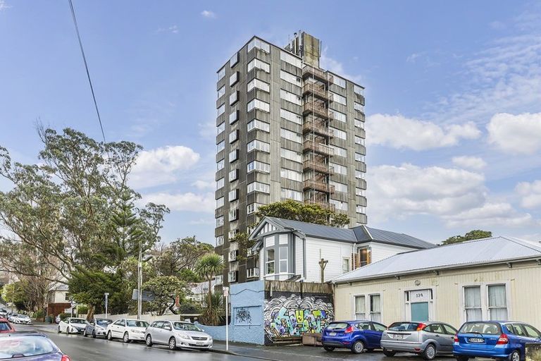 Photo of property in Iona Towers, 402/140 Abel Smith Street, Te Aro, Wellington, 6011